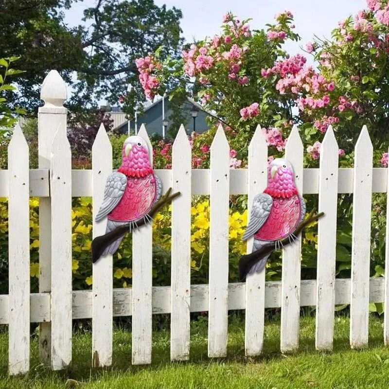 Art mural fait à la main d'oiseau de perroquet en métal de décoration de jardin Statues extérieures pour la maison Miniatures accessoires Sculptures ensemble de 2