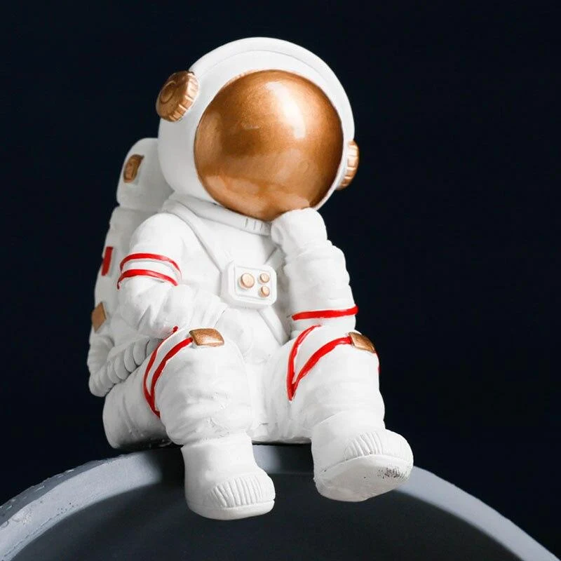 Artisanat moderne astronaute articles divers stockage Miniature modèle maison salon décoration Figurines résine ornements cadeaux d'anniversaire