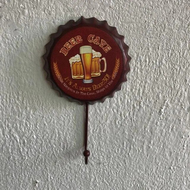 Métal Décoration Bière Cap Crochet Rétro Pendentif Créatif Bière Cap Modélisation Tenture Murale Décor Vêtements Boutique Dressing Manteau Crochet