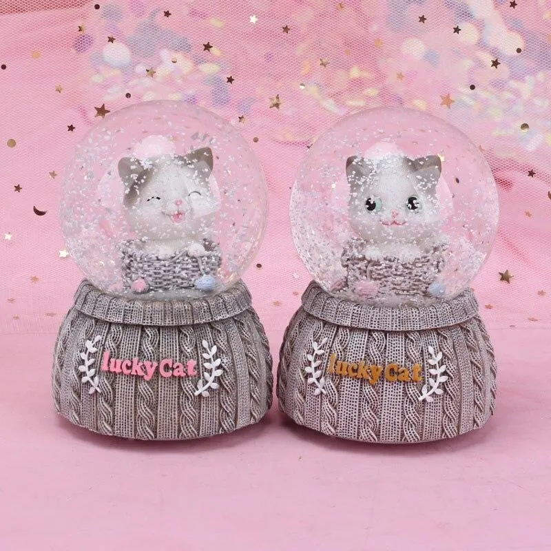 Fait à la main chat chanceux tricoté boule de cristal Base résine Figurine décoration de la maison accessoires dessin animé chat ornement boîte à musique décor de mariage cadeau