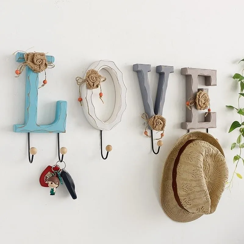 Américain rétro en bois lettre d'amour tenture murale crochets ornements manteau fer cintre crochet décoratif crochet décoration de la maison artisanat cadeaux