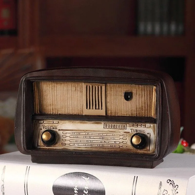 Europe style Résine Radio Modèle Rétro Nostalgique Ornements Vintage Radio Artisanat Bar Décor À La Maison Accessoires Cadeau Antique Imitation