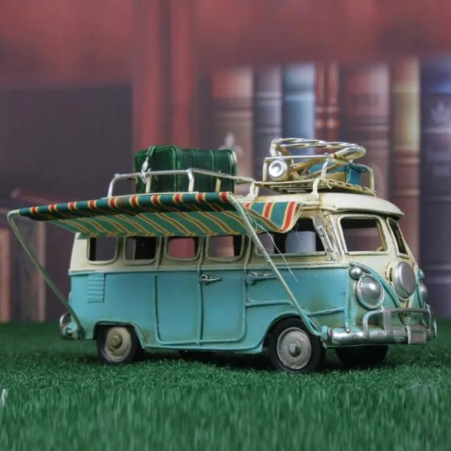 Décoration de la maison Classique En Métal Modèle De Bus Ornements Antique Bus Figurines En Métal Artisanat Photographie Props Enfants Jouets Cadeaux D'anniversaire