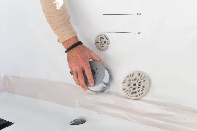 MSpa – Spa rígido cuadrado Oslo Aero Plus 4–6 personas