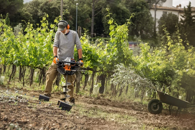 Tarière perceuse Stihl BT 131