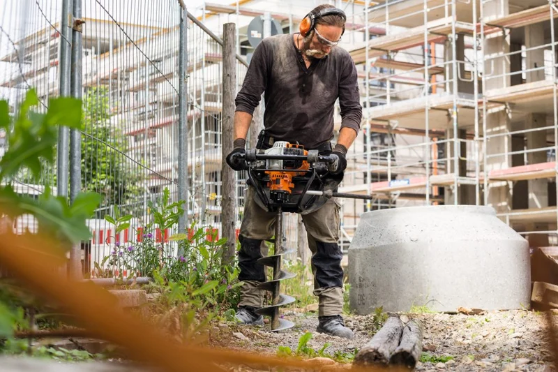 Tarière perceuse Stihl BT 131