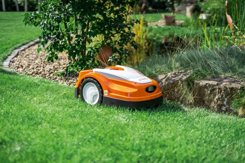 Robot tondeuse STIHL RMI 422