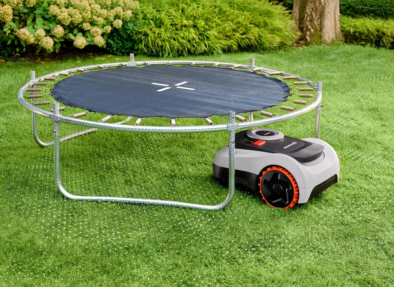 Segway Navimow i215 LiDAR .37 Acre Robotic Lawn Mower